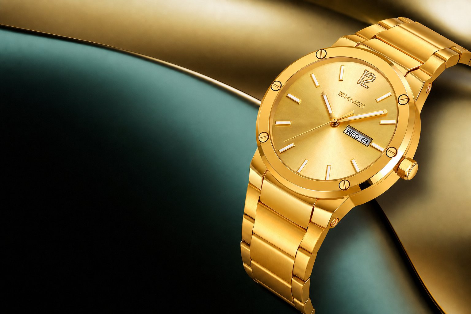 SKMEI 9400 steel bracelet quartz campaign poster in gold