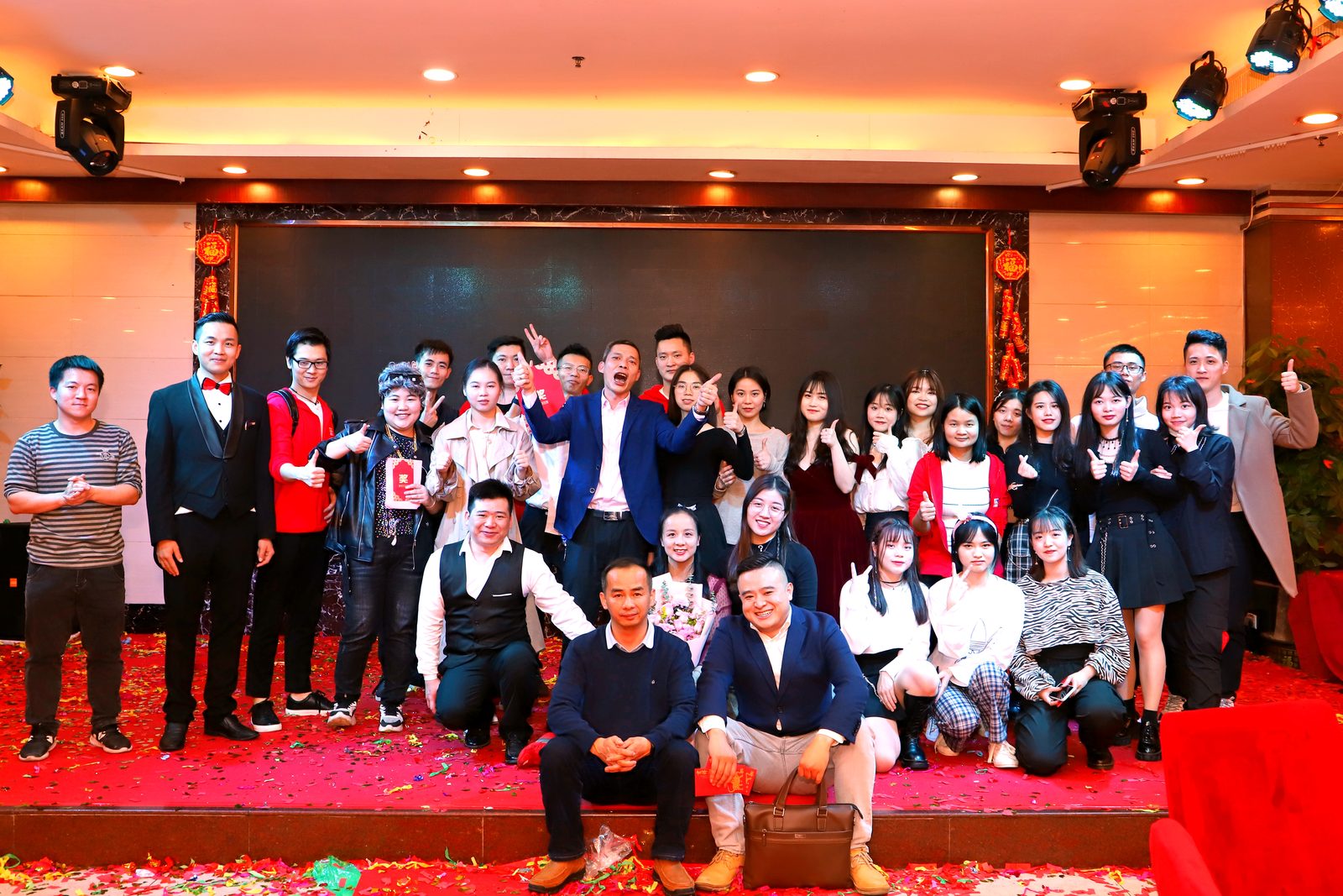 SKMEI team group photo at the 2022 annual company event
